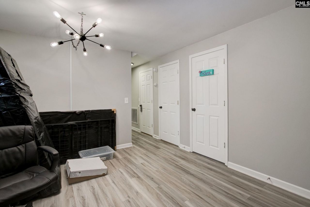 511 Autumn Glen Road  Photo 22