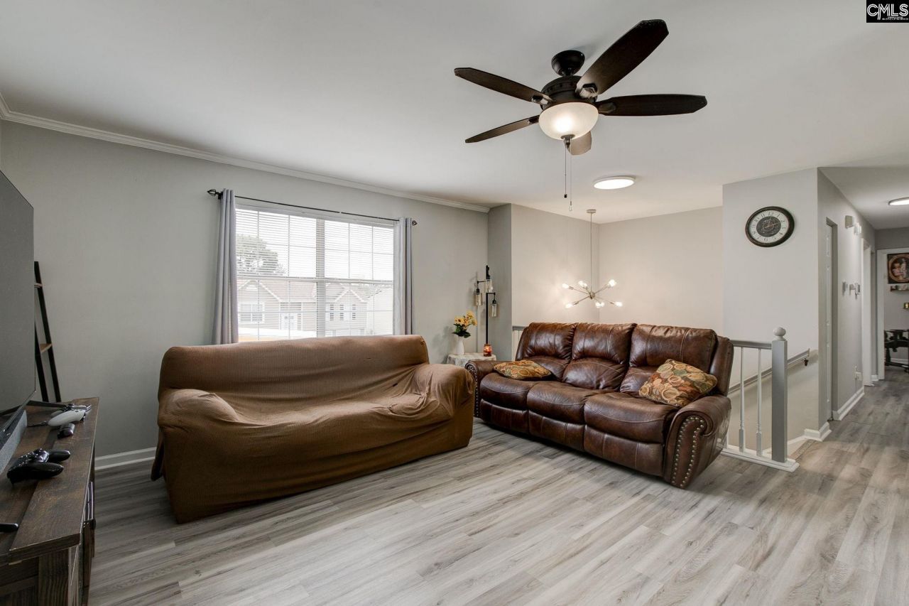 511 Autumn Glen Road  Photo 6