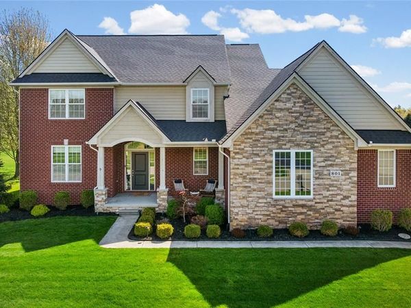 801 Watersmeet Drive, Oxford Twp, MI 48371