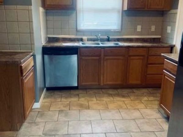 14611 Jacob Avenue, Eastpointe, MI 48021