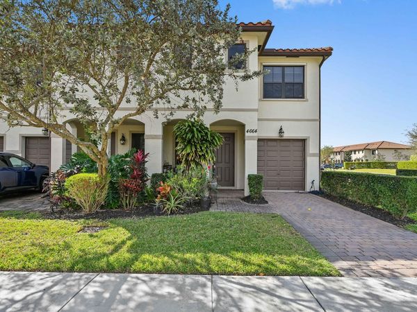 4664 Silver Saw Lane, Lake Worth, FL 33463