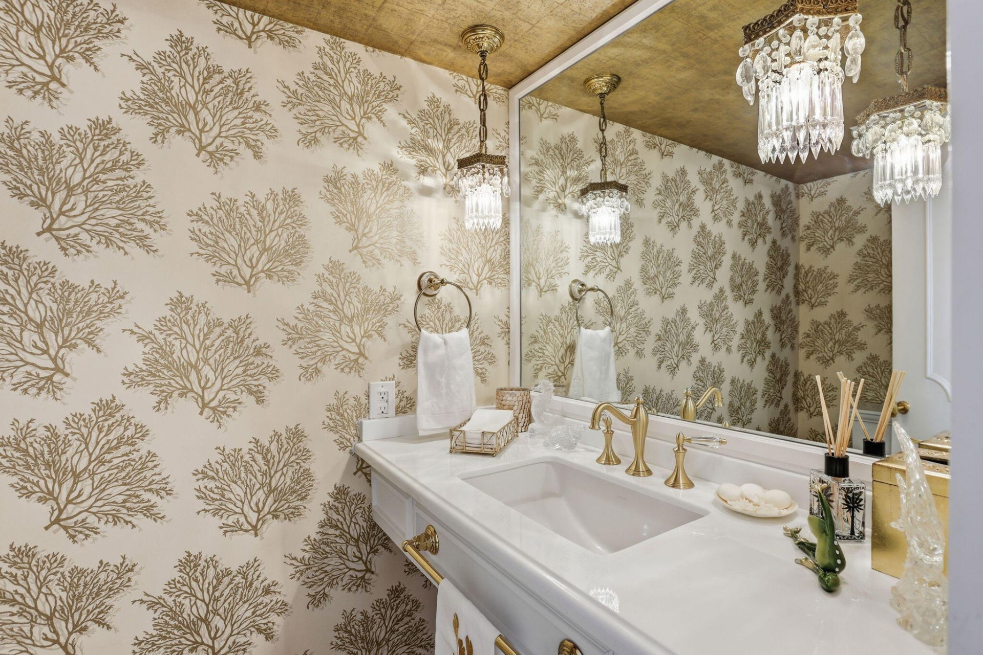 701 E Camino Real, Unit 2-J, Boca Raton, FL 33432 Photo