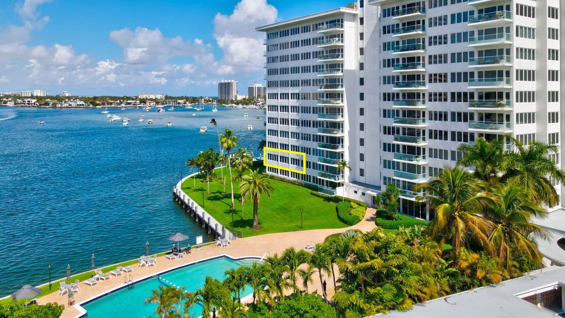 701 E Camino Real, Unit 2-J, Boca Raton, FL 33432 Photo