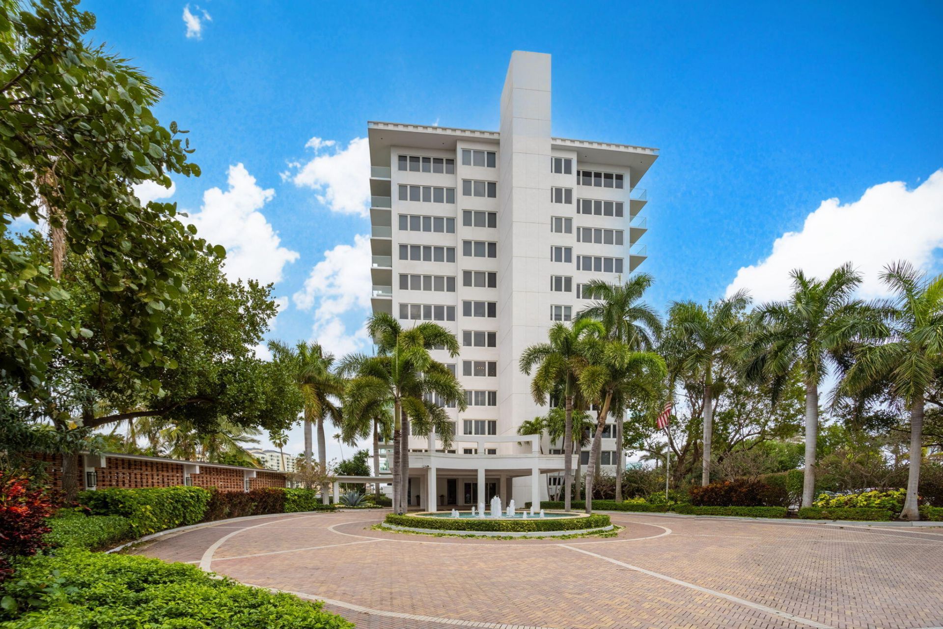 701 E Camino Real, Unit 2-J, Boca Raton, FL 33432 Photo