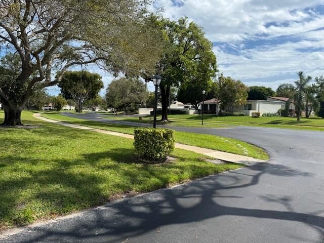 2601 Boundbrook Boulevard, Unit 104, West Palm Beach, FL 33406 Photo