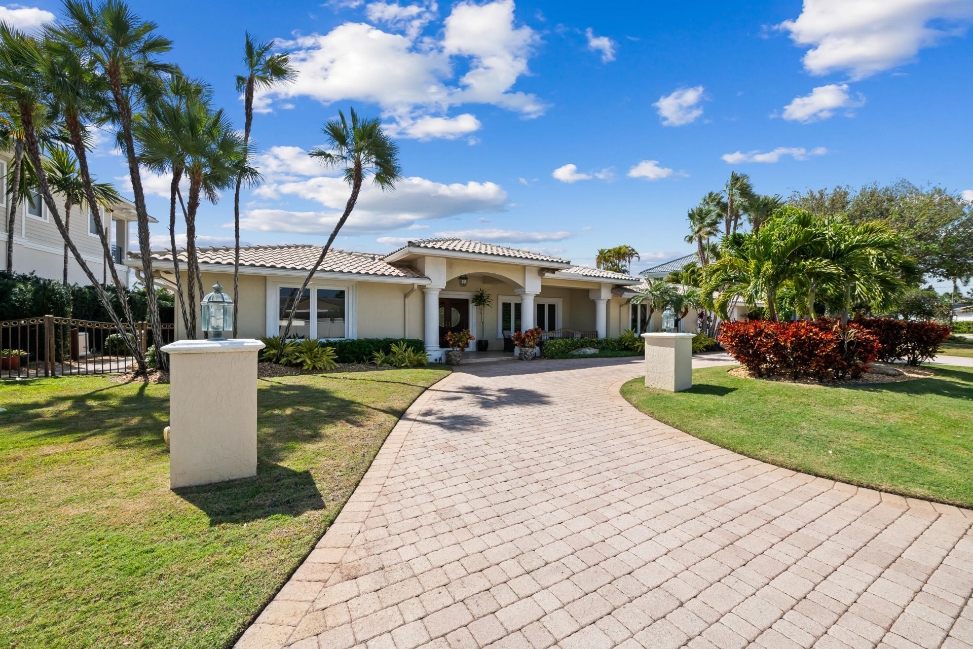 2600 NE 33rd Street, Lighthouse Point, FL 33064 Photo