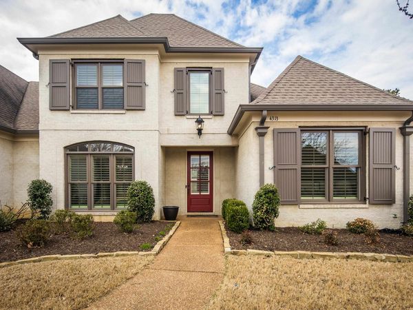 4313 MOUNT GILLESPIE DR, Lakeland, TN 38002