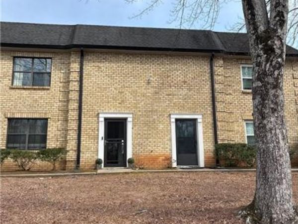 280 Winding River Road E, Unit E, Atlanta, GA 30350