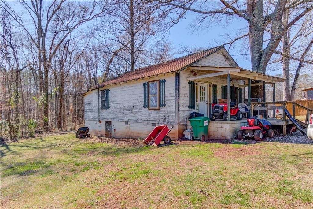382 Dixie Red Avenue, Jefferson, GA 30549 Main Photo