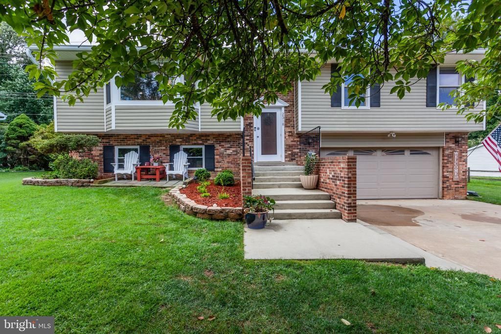 2318 Malraux Drive, Vienna, VA 22182 Main Photo