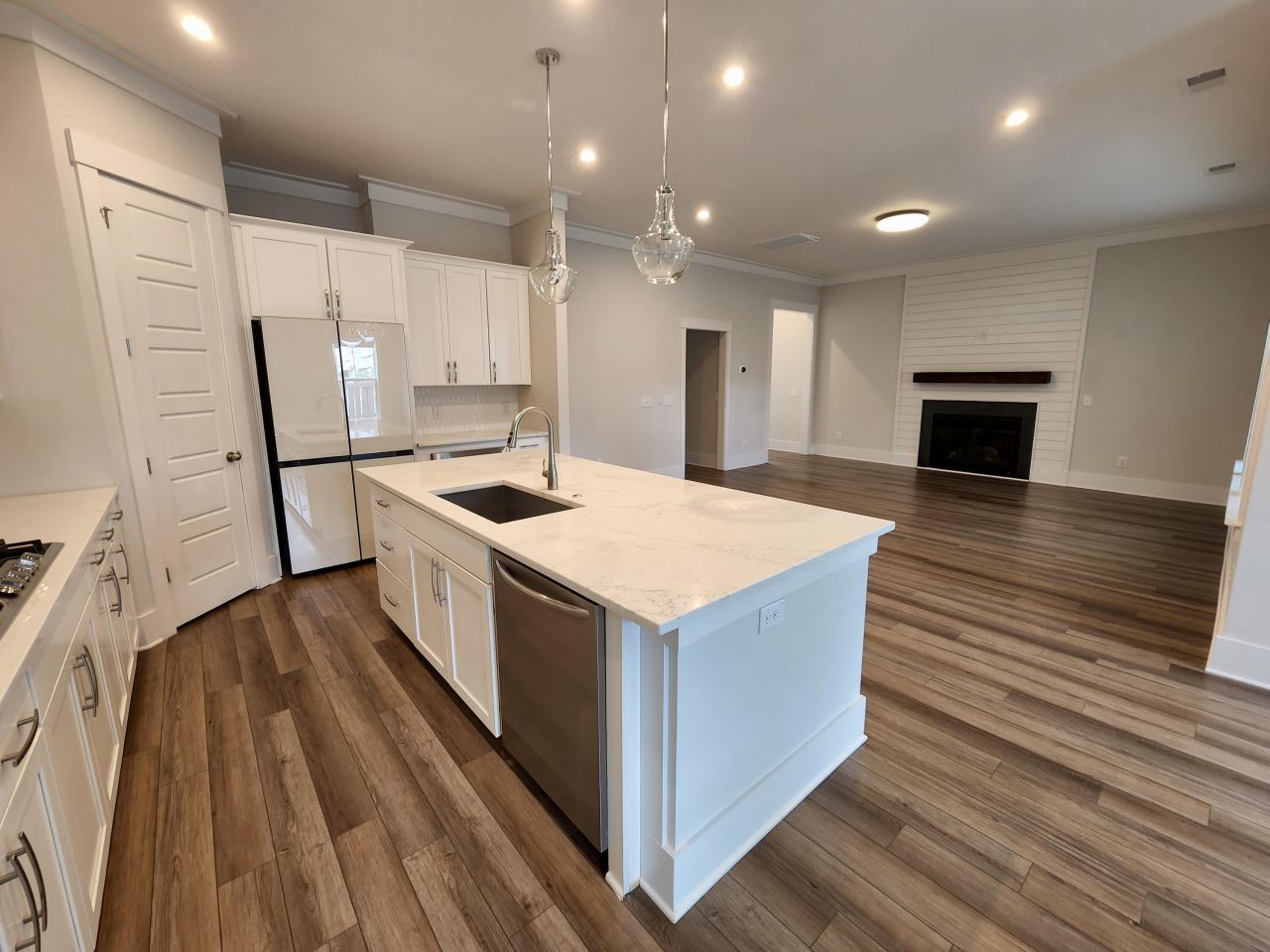 1278 Max Lane Photo 12