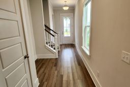 1278 Max Lane photo 4