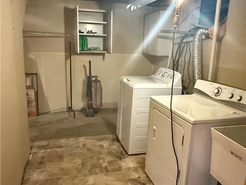 1288 Liberty Avenue , Barberton, OH 44203 Photo 19