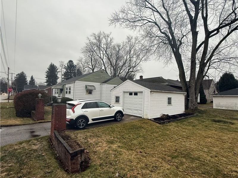 1288 Liberty Avenue , Barberton, OH 44203 Photo 2