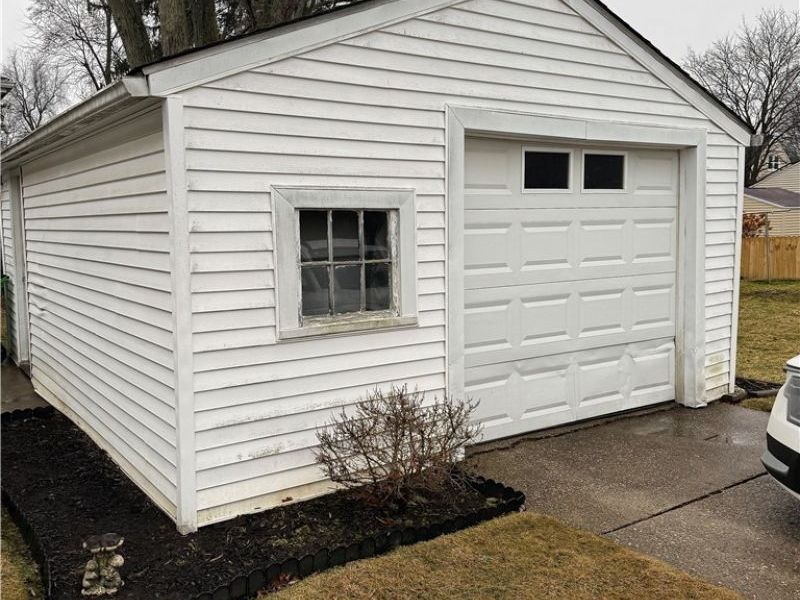 1288 Liberty Avenue , Barberton, OH 44203 Photo 4