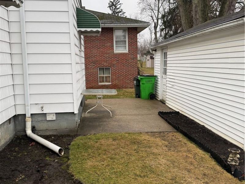 1288 Liberty Avenue , Barberton, OH 44203 Photo 5