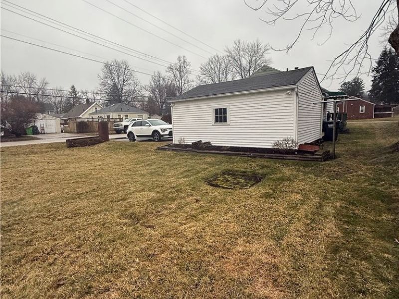 1288 Liberty Avenue , Barberton, OH 44203 Photo 9