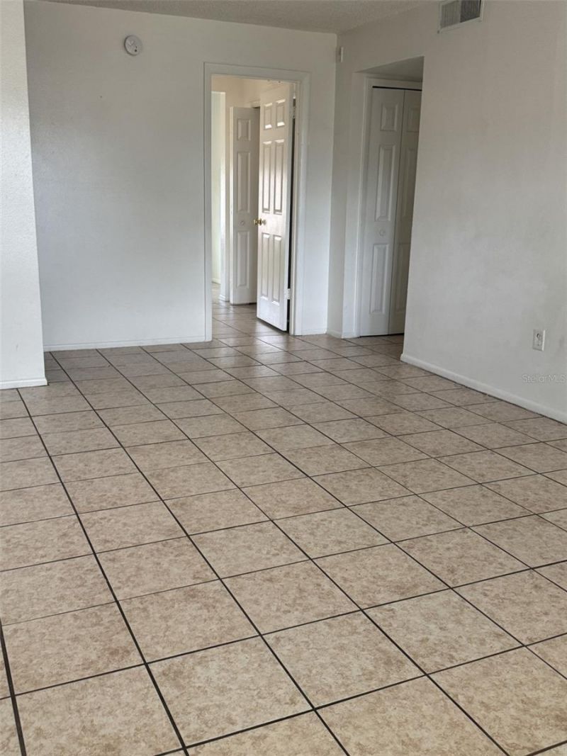 828 Sky Lake Circle , Unit D, Orlando, FL 32809 Photo