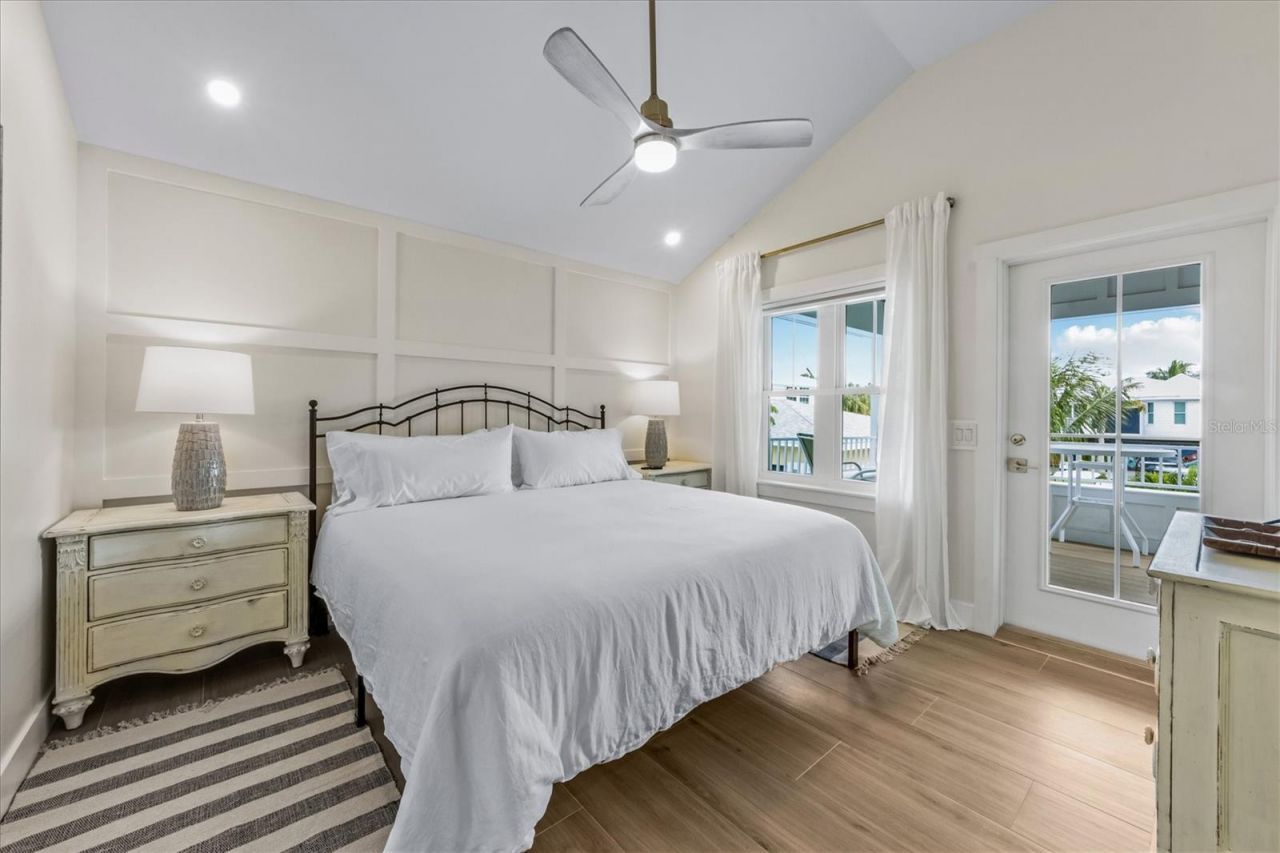 112 Cedar Avenue, Anna Maria, FL 34216 Photo