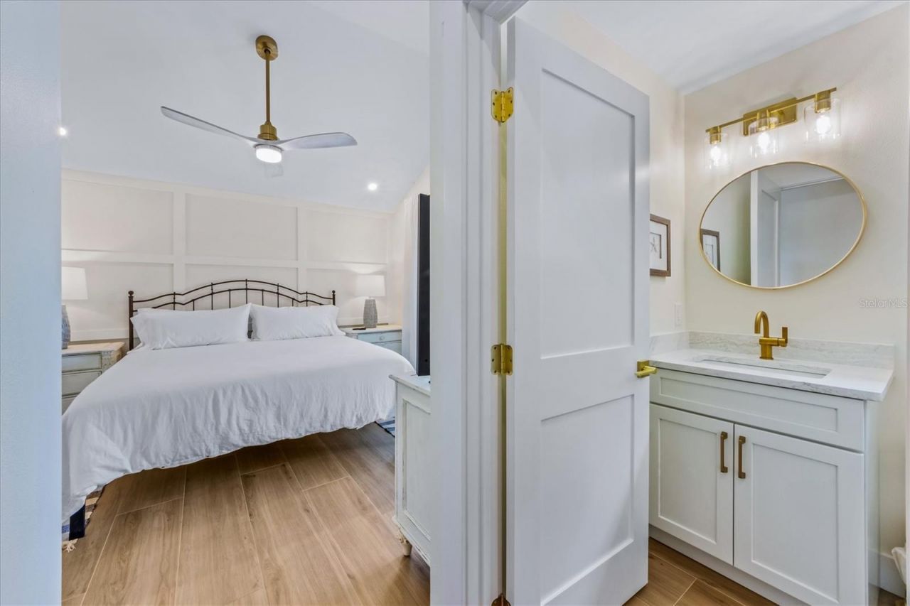 112 Cedar Avenue, Anna Maria, FL 34216 Photo