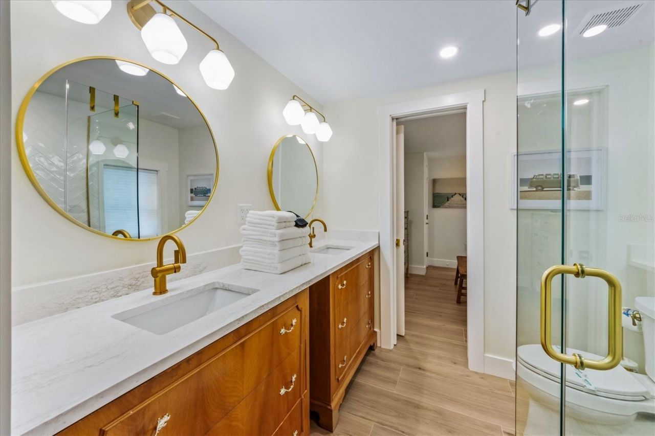 112 Cedar Avenue, Anna Maria, FL 34216 Photo