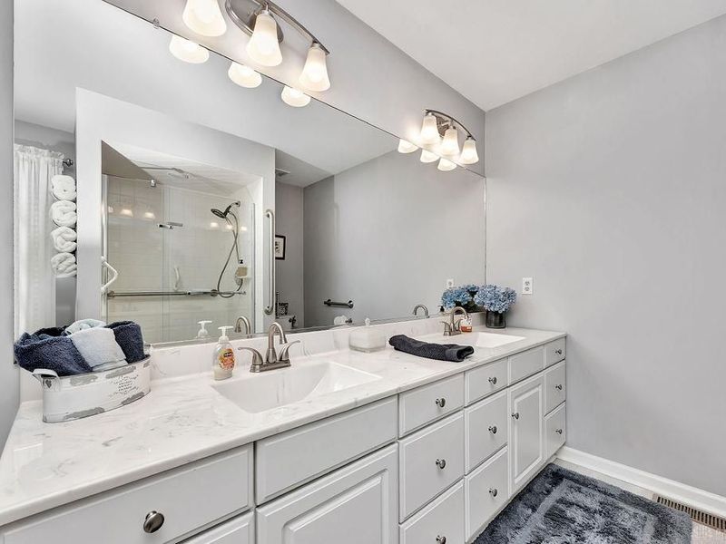 1150 Stephanie Drive, Unit 2, Hamilton, OH 45013 Photo 17