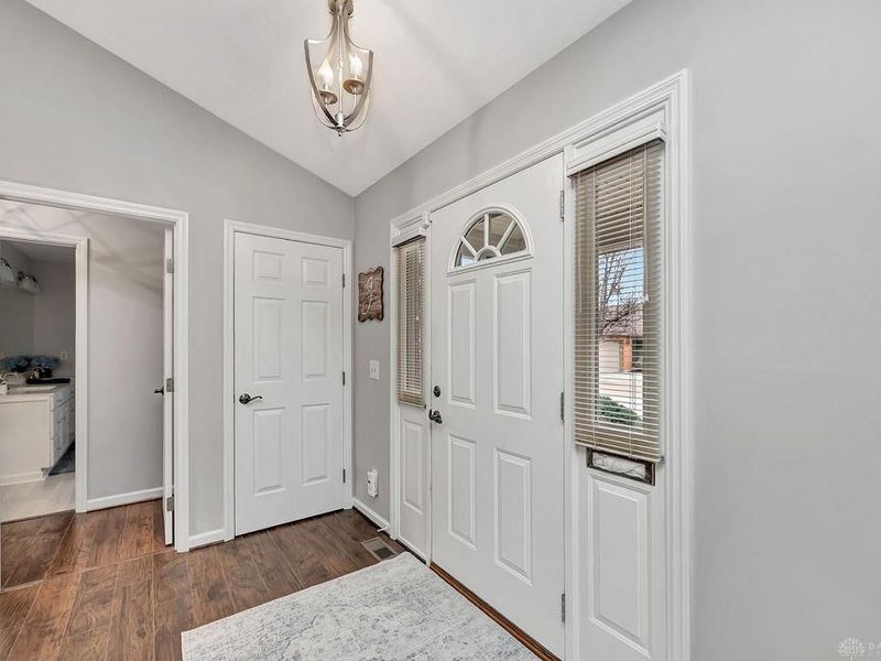 1150 Stephanie Drive, Unit 2, Hamilton, OH 45013 Photo 2