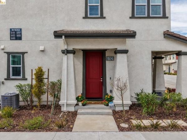 61101 61101 Via Vicenza, San Ramon, CA 94583