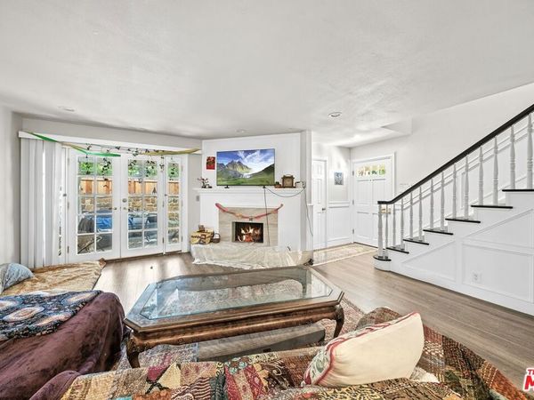 328 W 7th Street, Claremont, CA 91711