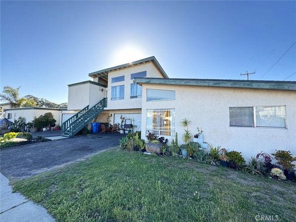 590 S 6th , Grover Beach, CA 93433