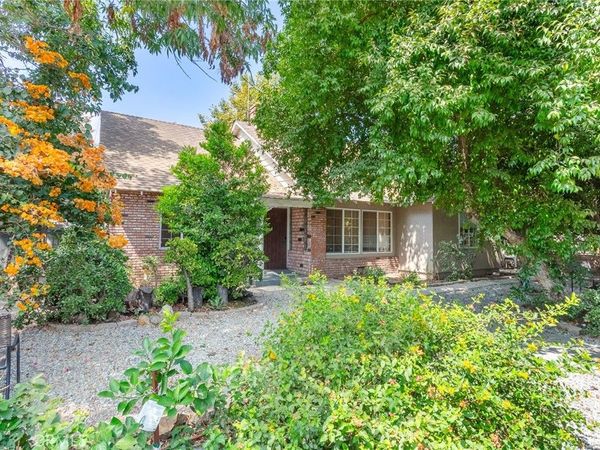 5825 Fulton Avenue, Valley Glen, CA 91401