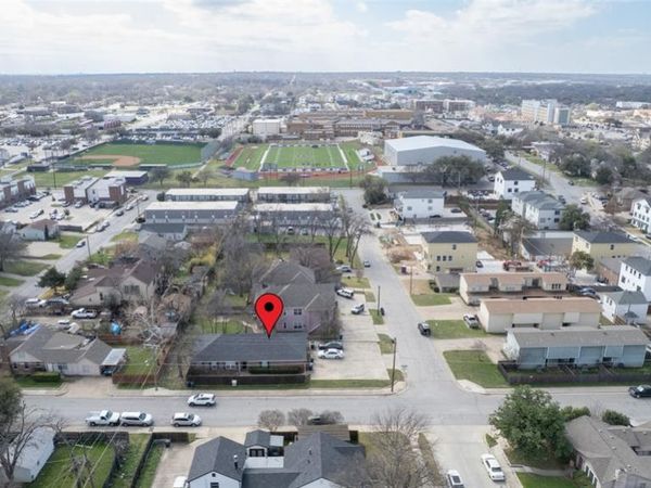 2801 Wayside Avenue, Fort Worth, TX 76110