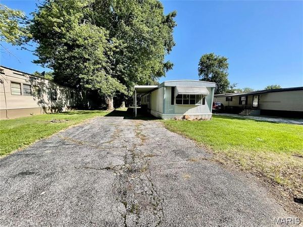 1818 Crestview Drive , O'Fallon, IL 62269