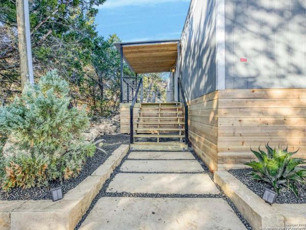 1230 Greenbriar, Canyon Lake, TX 78133