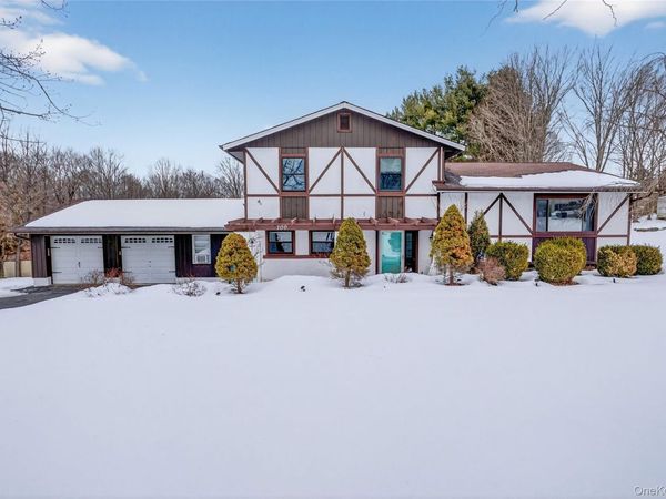 100 Watch Hill Drive , Fishkill, NY 12524