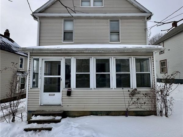 2172 12th Street SW, Akron, OH 44314