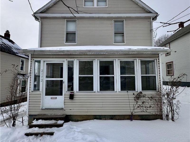 2172 12th Street SW, Akron, OH 44314 Photo 1