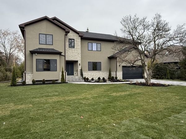 1744 Walnut Circle , Northbrook, IL 60062