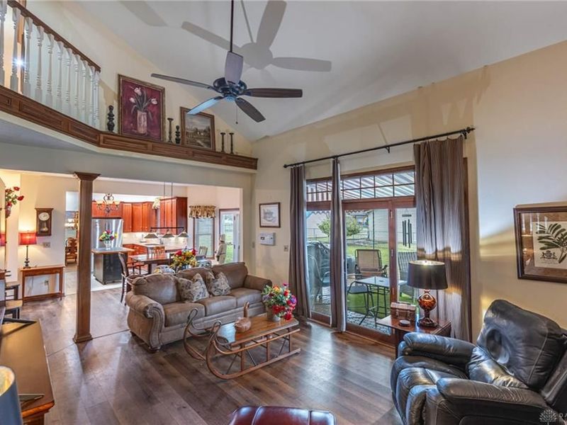 7850 Kings Ridge Circle, Mad River Township, OH 45324 Photo 3