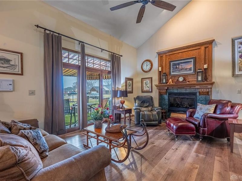 7850 Kings Ridge Circle, Mad River Township, OH 45324 Photo 4