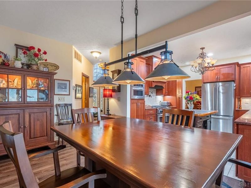 7850 Kings Ridge Circle, Mad River Township, OH 45324 Photo 7