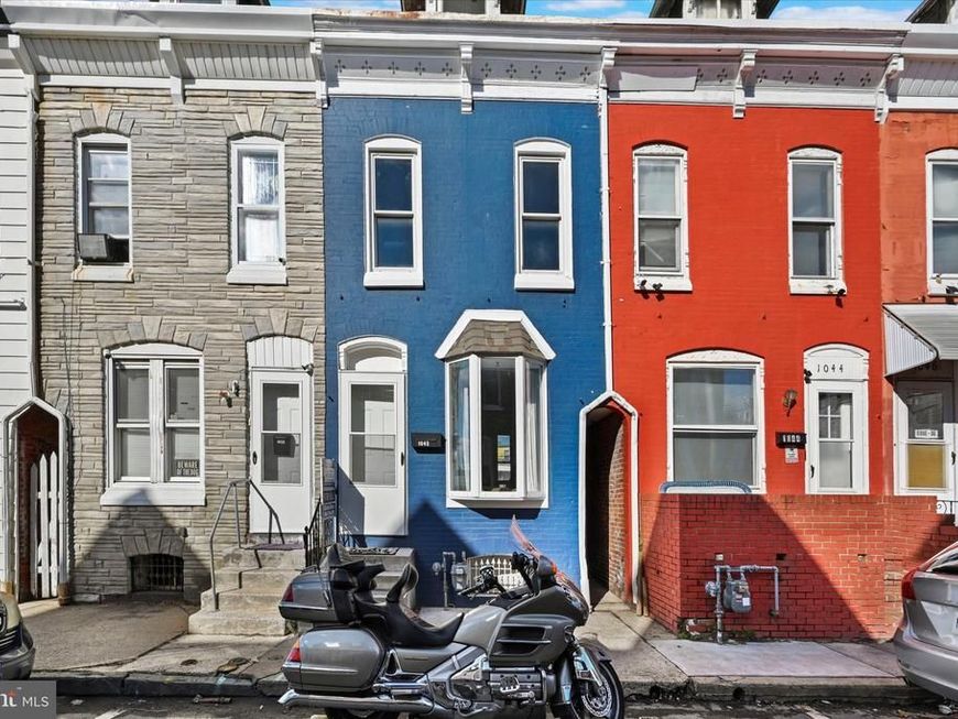 1042 Locust Street, Reading, PA 19604 Main Photo