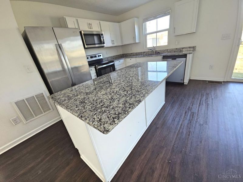 5670 Julia Kate Drive, Morrow, OH 45152 Photo 4