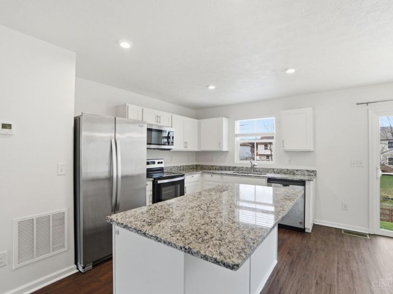 5670 Julia Kate Drive, Morrow, OH 45152 Photo 6