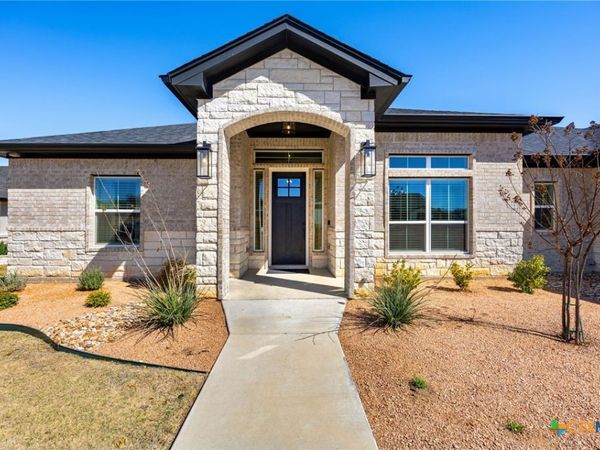 1110 Northcross Drive , Salado, TX 76571