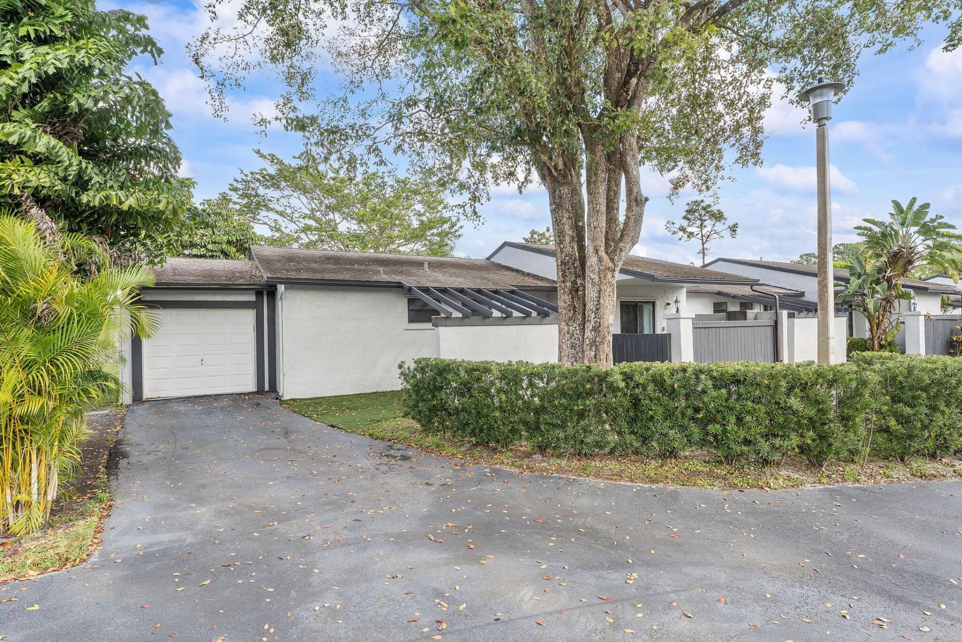 107 Conaskonk Circle, Royal Palm Beach, FL 33411 Photo