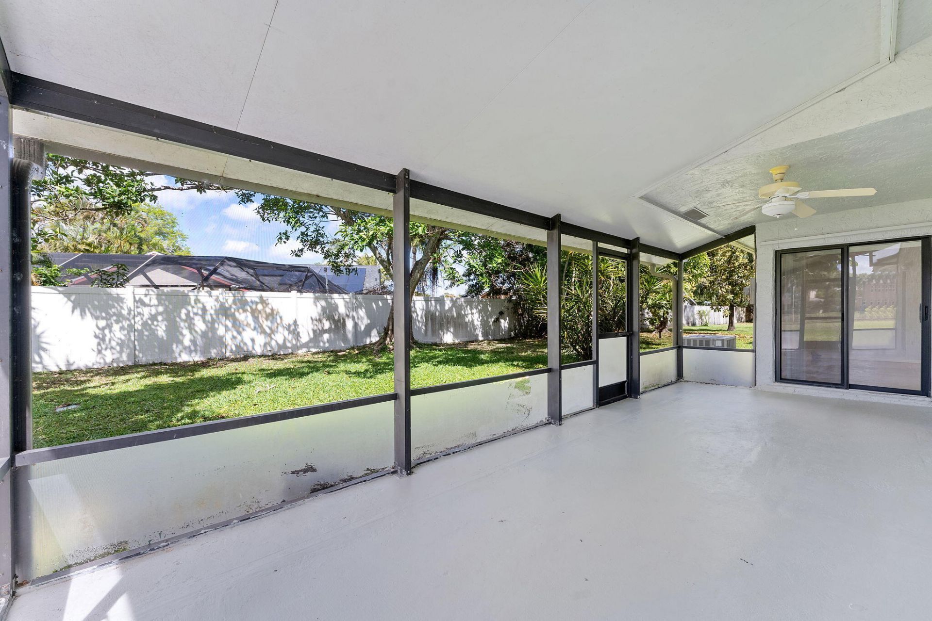 107 Conaskonk Circle, Royal Palm Beach, FL 33411 Photo