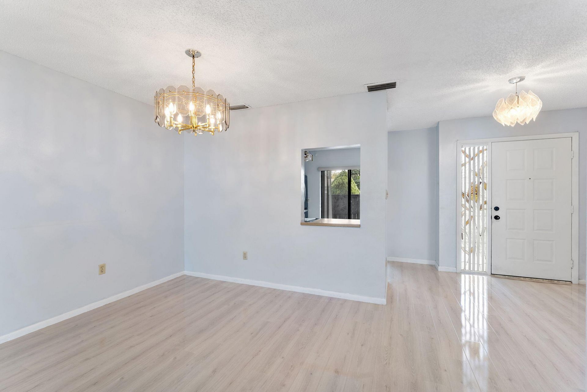 107 Conaskonk Circle, Royal Palm Beach, FL 33411 Photo