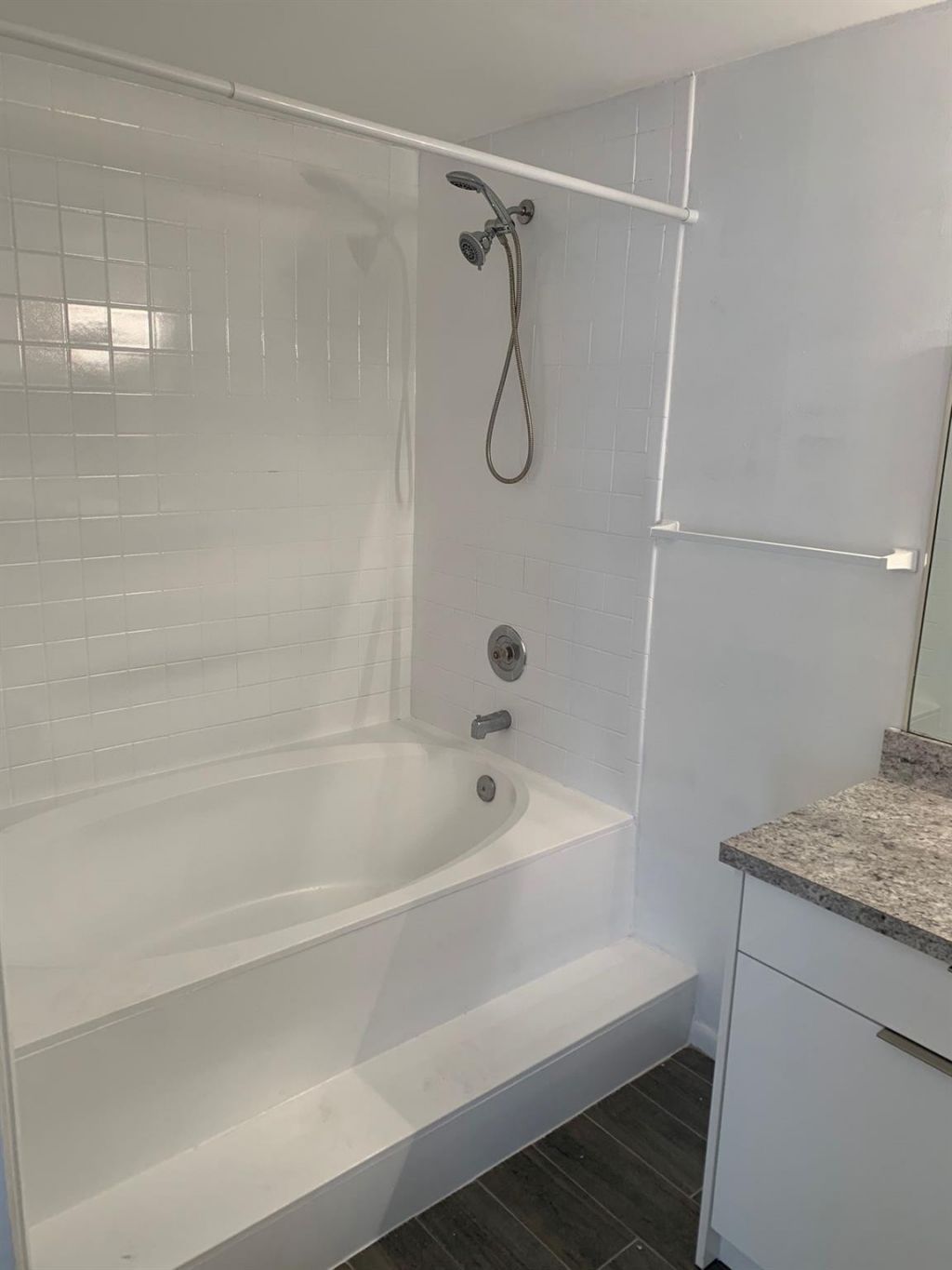 645 Executive Center Dr, Unit R202, West Palm Beach, FL 33401 Photo