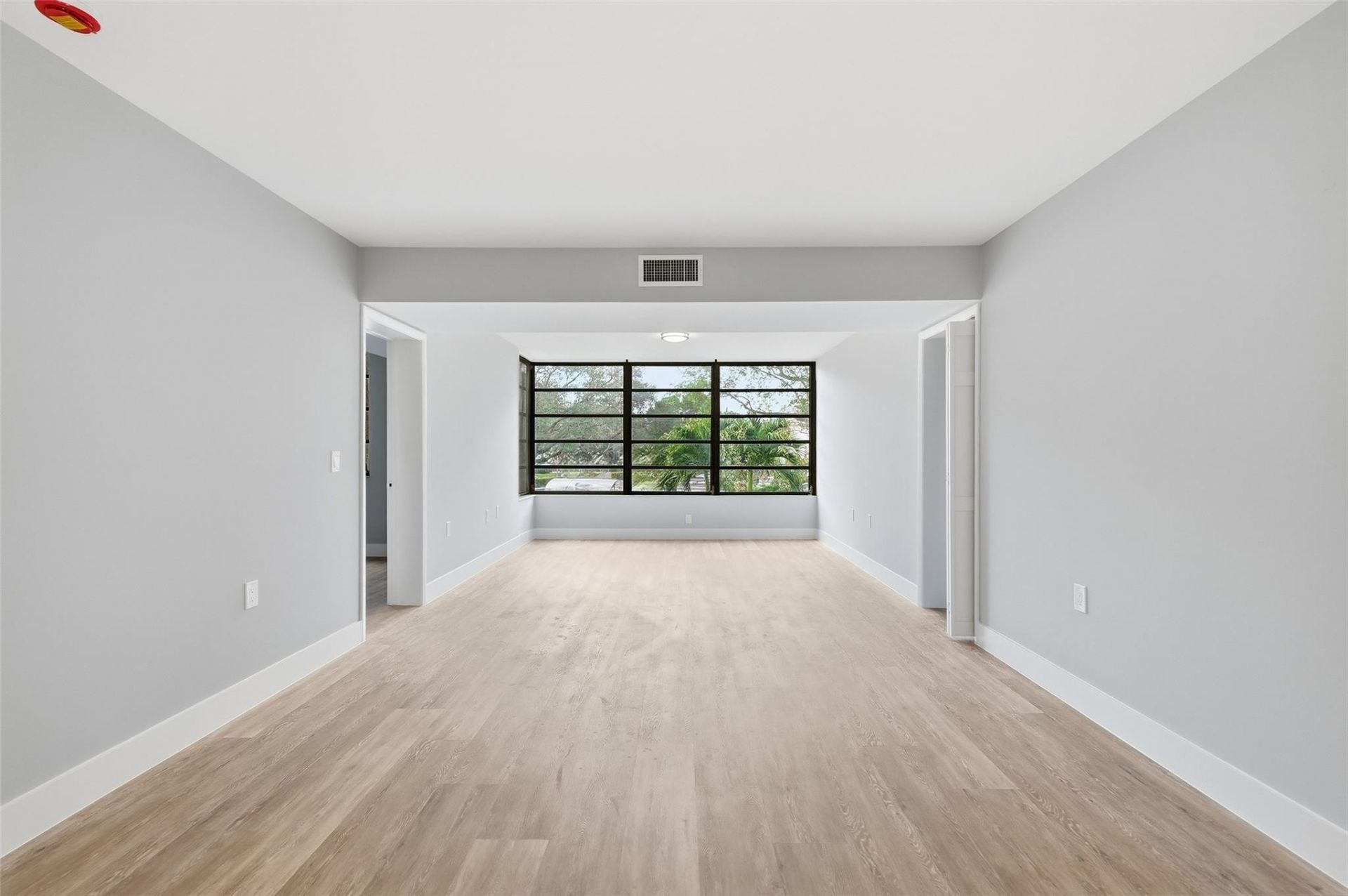 1717 Whitehall Drive, Unit 205, Davie, FL 33324 Photo